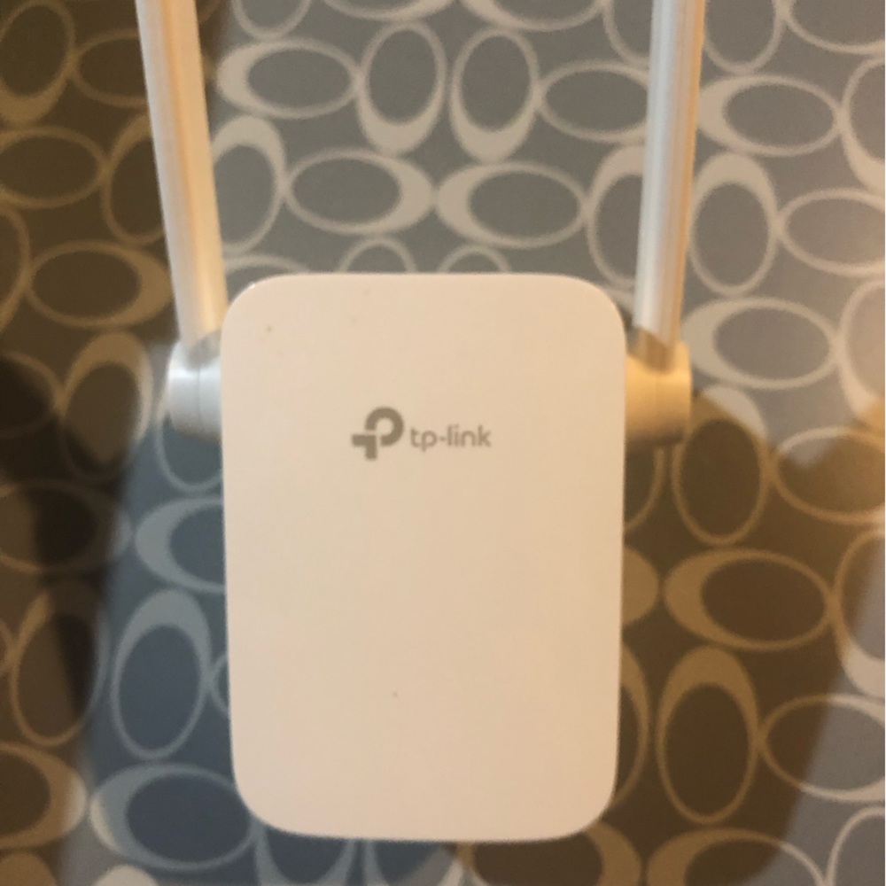 Tp-Link Wi-Fi extender - Picture 2 of 4